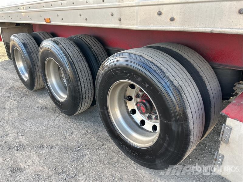 MaxiTrans 13.2 m Tri/A Refrigerated Trailer Frysetrailer Semi