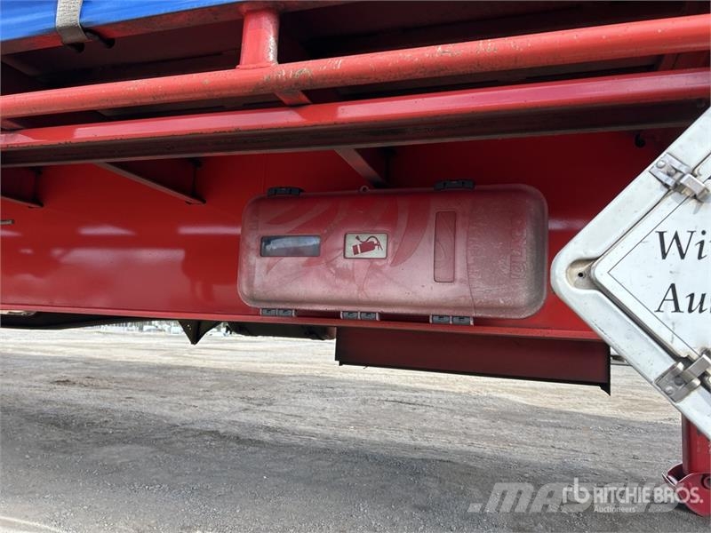 MaxiTrans 13.2 m Tri/A Step Deck Curtain Side Trailer Kayar tenteli çekiciler