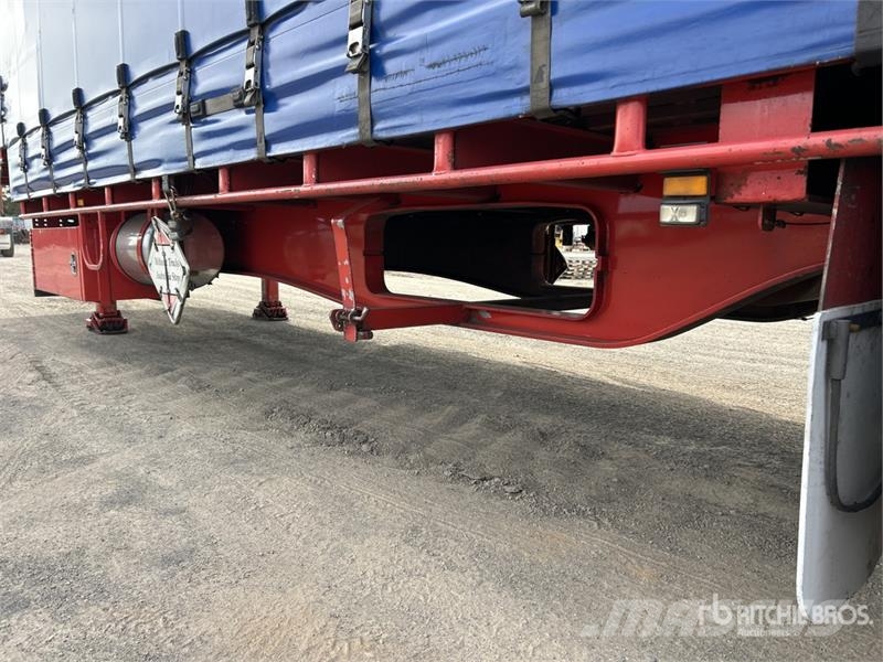 MaxiTrans 13.3 m Tri/A Step Deck Curtain Side Trailer 侧帘拖车