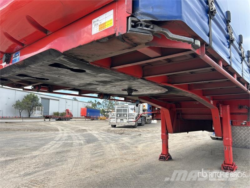 MaxiTrans 13.3 m Tri/A Step Deck Curtain Side Trailer Rimorchi centinati