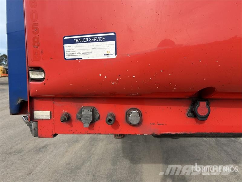 MaxiTrans 13.3 m Tri/A Step Deck Curtain Side Trailer 侧帘拖车