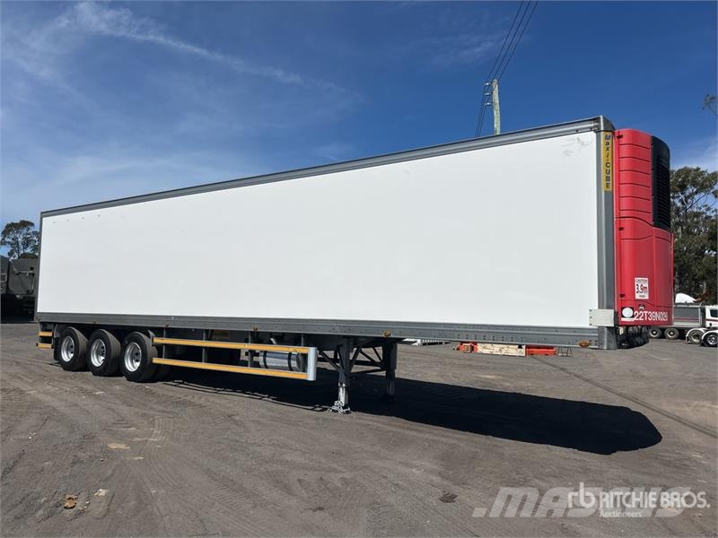 MaxiTrans 13.3 m Tri/A Refrigerated Trailer Semirimorchi a temperatura controllata