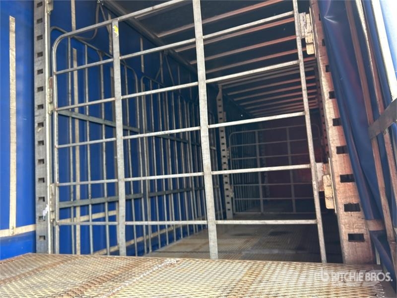 MaxiTrans 13.3 m Tri/A Step Deck Curtain Side Trailer مقطورات بغطاء جانبي