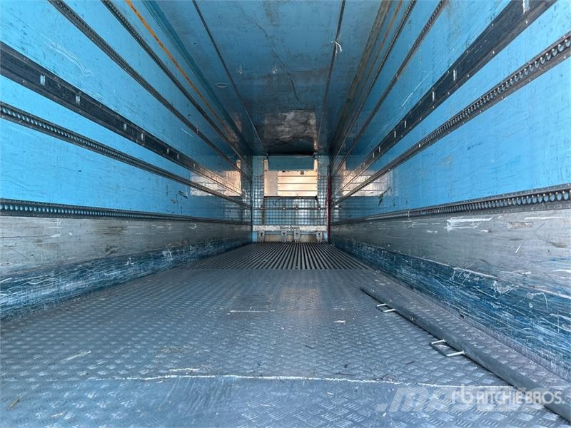 MaxiTrans 13.3 m Tri/A Refrigerated Trailer (Inoperable) Semirimorchi a temperatura controllata