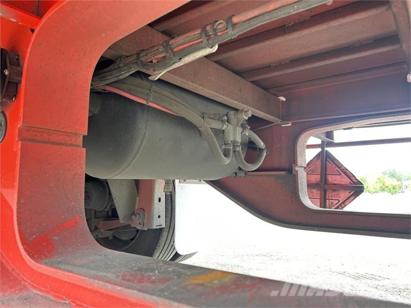 MaxiTrans 13.3 m Tri/A Step Deck Curtain Side Trailer Ponyvás pótkocsik