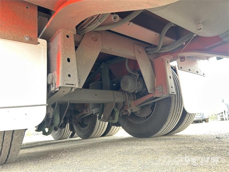 MaxiTrans 13.3 m Tri/A Step Deck Curtain Side Trailer Ponyvás pótkocsik
