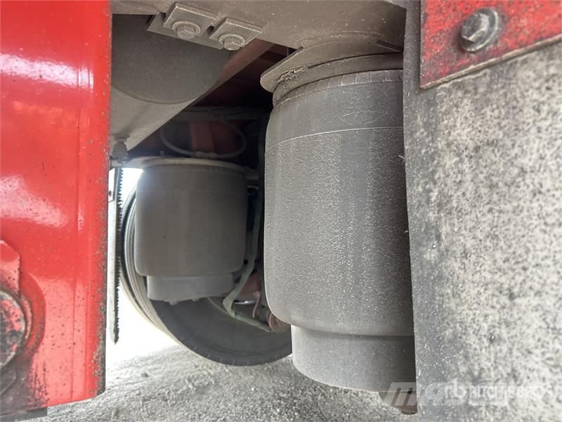 MaxiTrans 13.3 m Tri/A Step Deck Curtain Side Trailer Ponyvás pótkocsik