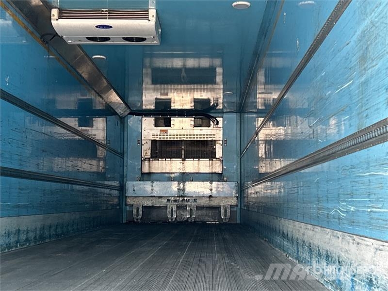 MaxiTrans 13.3 m Tri/A Refrigerated Trailer Semirimorchi a temperatura controllata