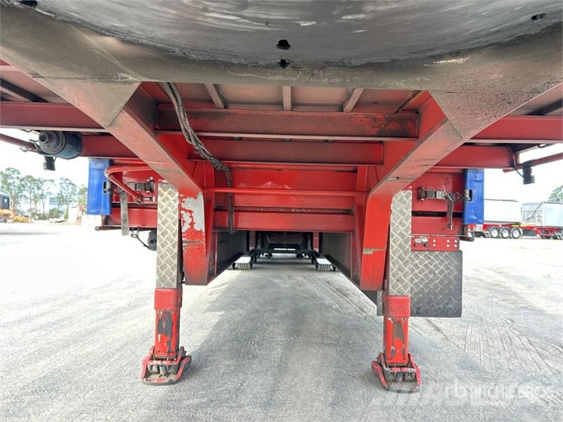 MaxiTrans 13.3 m Tri/A Step Deck Curtain Side Trailer 侧帘拖车