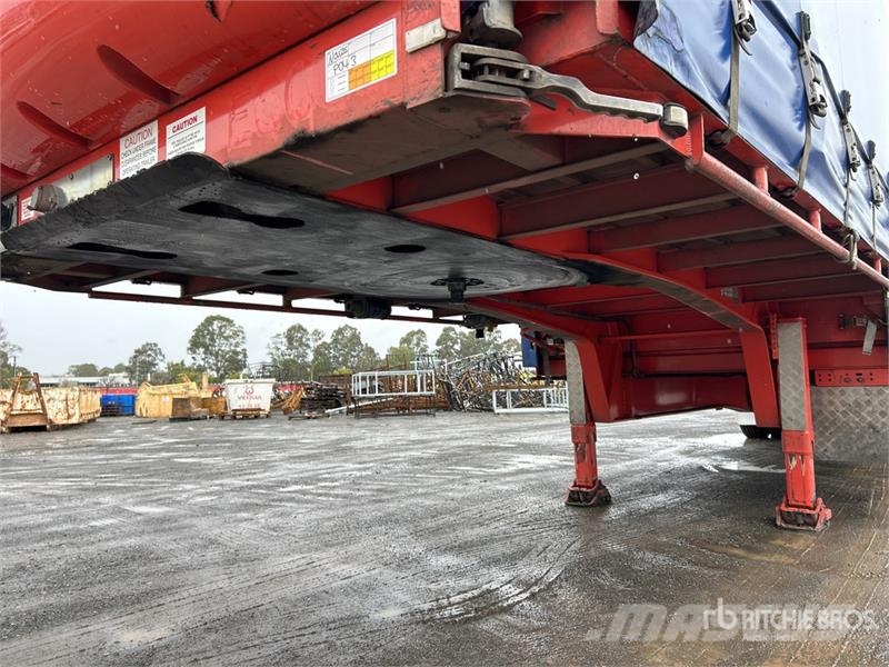 MaxiTrans 13.3 m Tri/A Step Deck Curtain Side Trailer مقطورات بغطاء جانبي