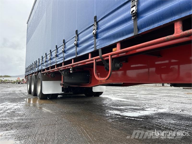 MaxiTrans 13.3 m Tri/A Step Deck Curtain Side Trailer مقطورات بغطاء جانبي