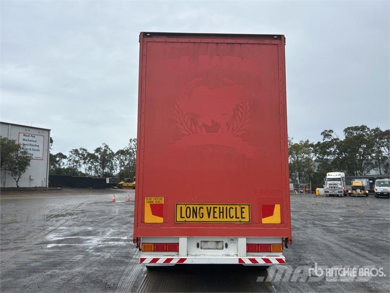 MaxiTrans 13.3 m Tri/A Step Deck Curtain Side Trailer مقطورات بغطاء جانبي