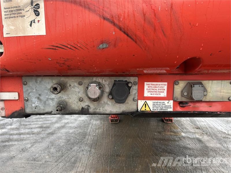 MaxiTrans 13.3 m Tri/A Step Deck Curtain Side Trailer مقطورات بغطاء جانبي