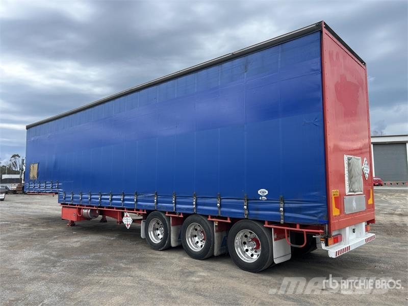 MaxiTrans 13.3 m Tri/A Step Deck Curtain Side Trailer Ponyvás pótkocsik