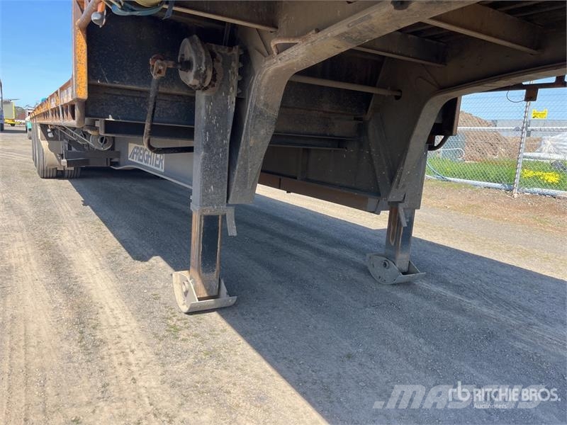 MaxiTrans 13.4 m Tri/A Step Deck Trailer Remorque surbaissée