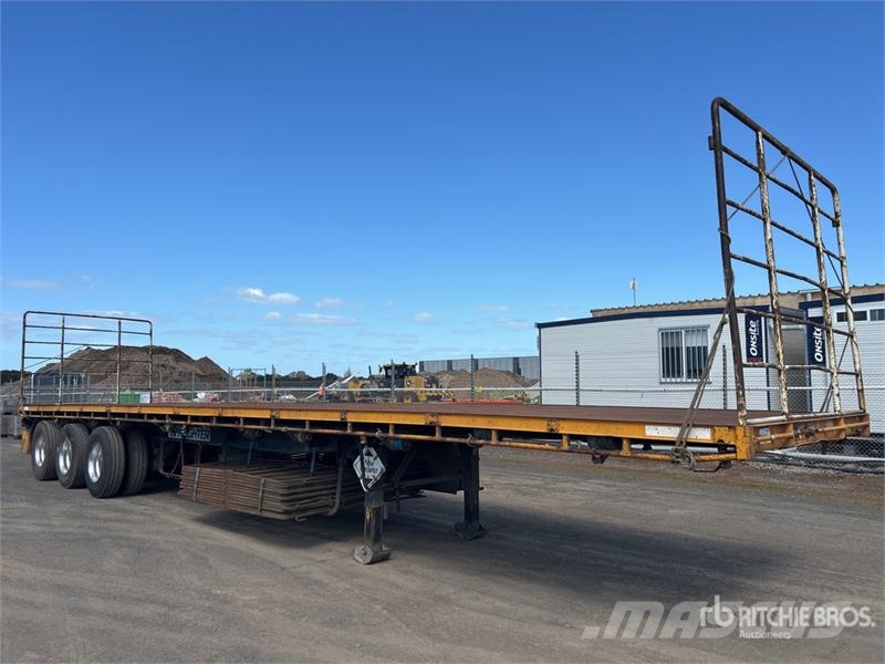 MaxiTrans 13.4 m Tri/A Flatbed Trailer Lavaperävaunut
