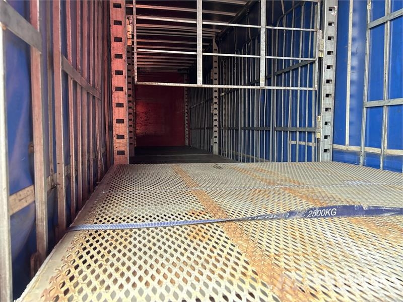 MaxiTrans 13.4 m Tri/A Step Deck Curtain Side Trailer 侧帘拖车