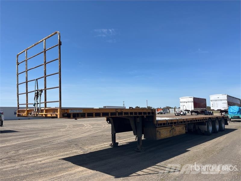 MaxiTrans 13.4 m Tri/A Step Deck Trailer Remorque surbaissée