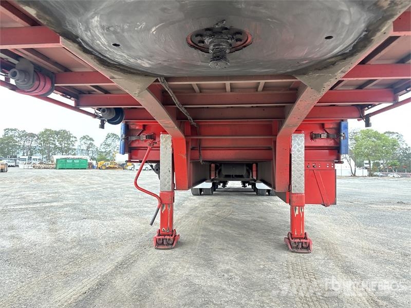 MaxiTrans 13.4 m Tri/A Step Deck Curtain Side Trailer Caja de lona