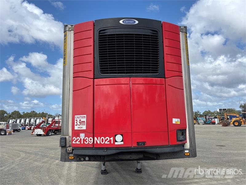 MaxiTrans 13.4 m Tri/A Refrigerated Trailer Hűtős félpótkocsik
