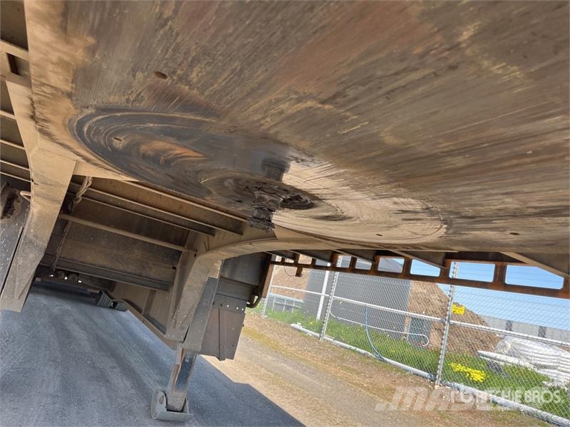 MaxiTrans 13.4 m Tri/A Step Deck Trailer Remorque surbaissée
