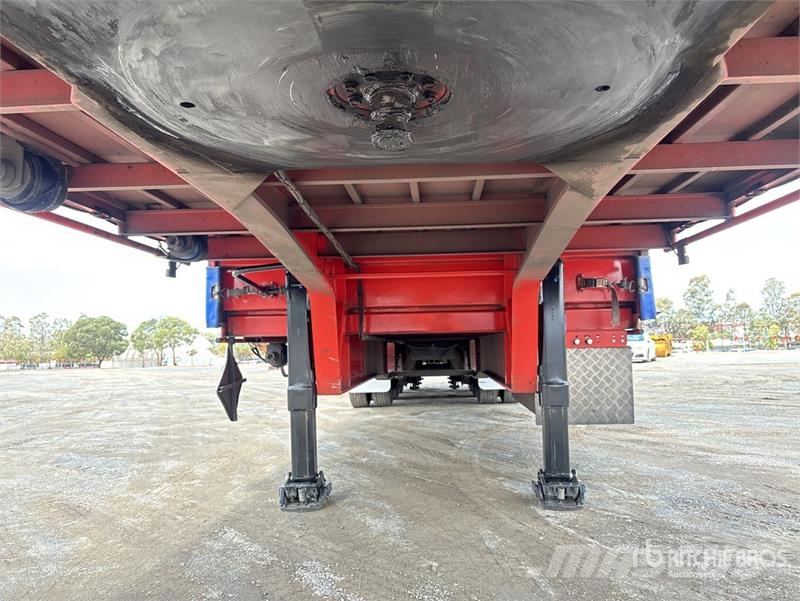 MaxiTrans 13.4 m Tri/A Step Deck Curtain Side Trailer 侧帘拖车