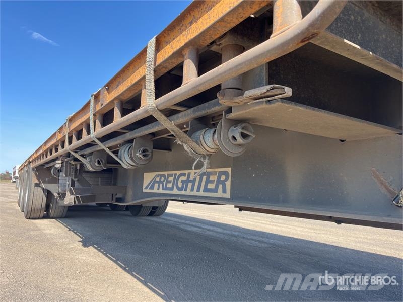 MaxiTrans 13.4 m Tri/A Step Deck Trailer Remorque surbaissée