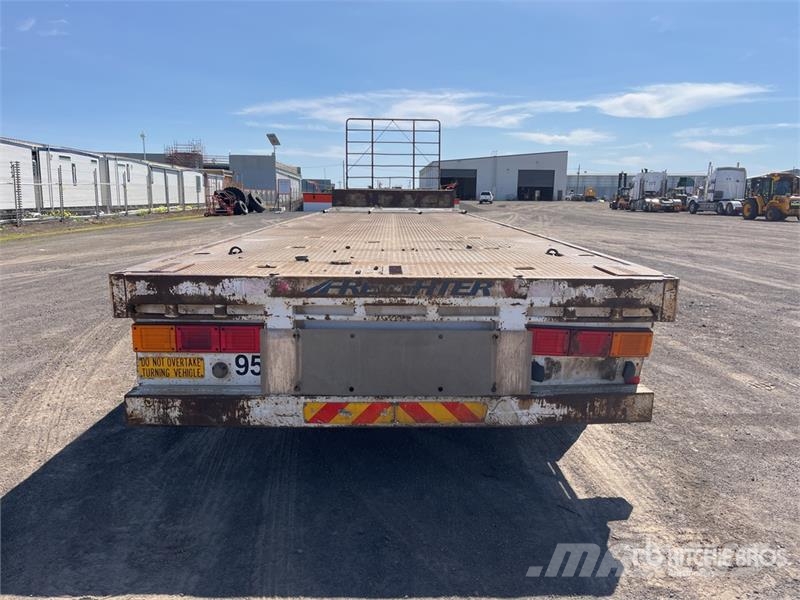 MaxiTrans 13.4 m Tri/A Step Deck Trailer Remorque surbaissée