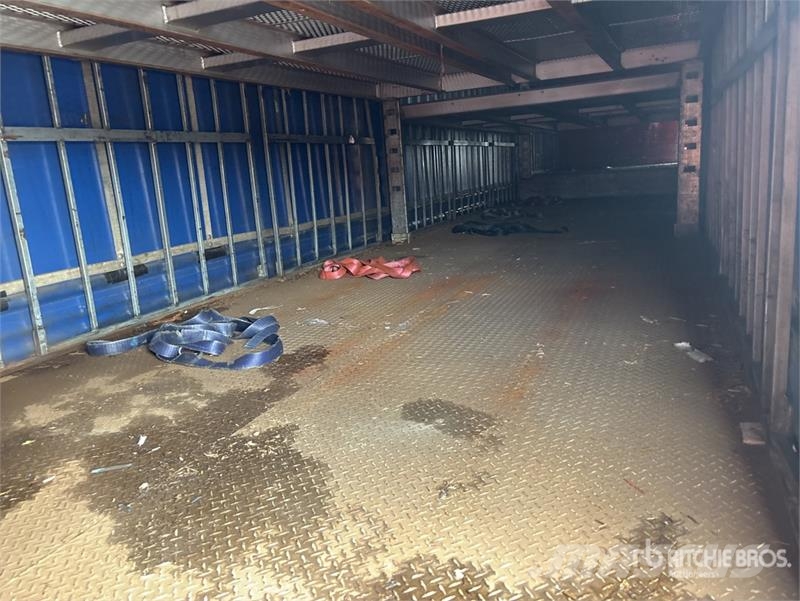 MaxiTrans 13.4 m Tri/A Step Deck Curtain Side Trailer مقطورات بغطاء جانبي
