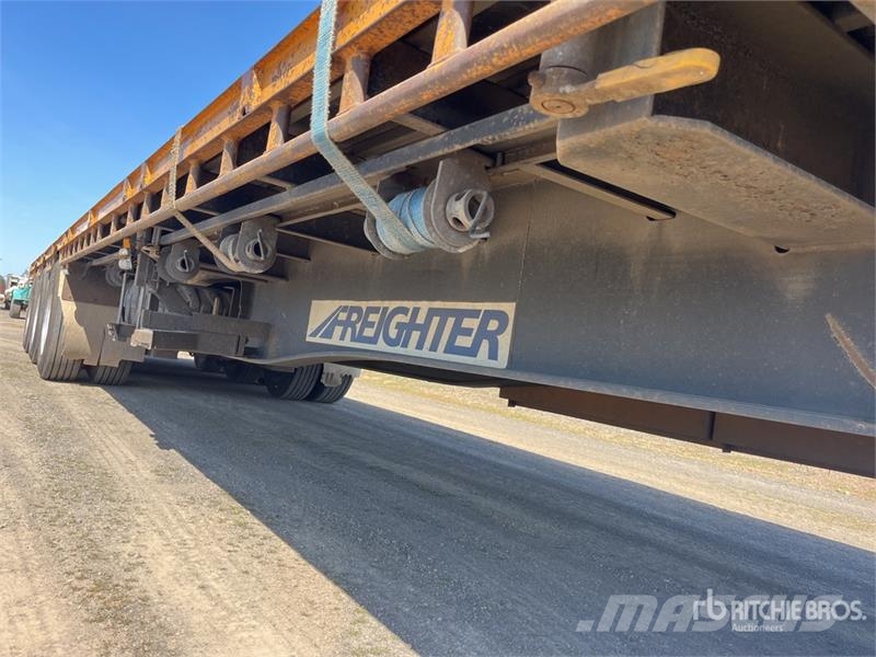 MaxiTrans 13.4 m Tri/A Step Deck Trailer Remorque surbaissée