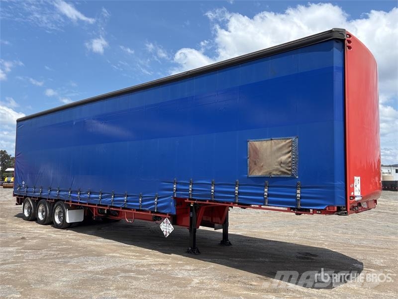 MaxiTrans 13.4 m Tri/A Step Deck Curtain Side Trailer 侧帘拖车