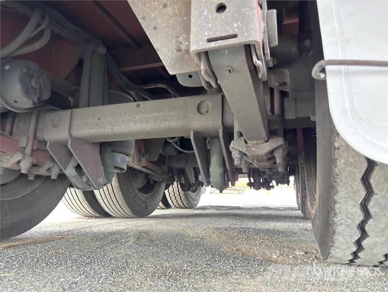 MaxiTrans 13.4 m Tri/A Step Deck Curtain Side Trailer مقطورات بغطاء جانبي