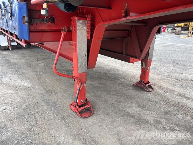 MaxiTrans 13.4 m Tri/A Step Deck Curtain Side Trailer Caja de lona