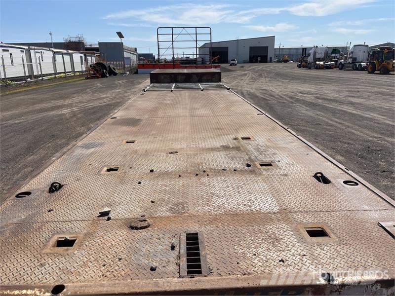 MaxiTrans 13.4 m Tri/A Step Deck Trailer Remorque surbaissée