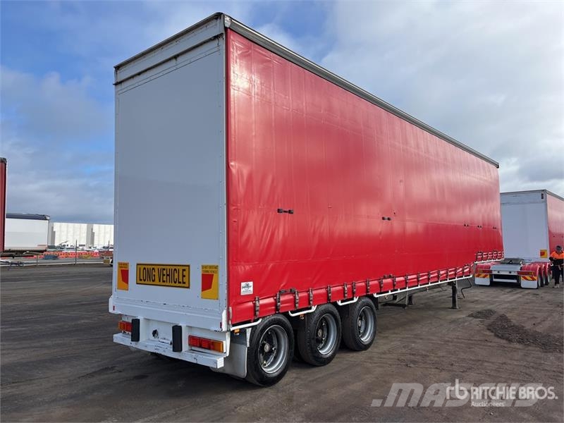 MaxiTrans 13 m Tri/A Step Deck Curtain Side Trailer Ponyvás pótkocsik