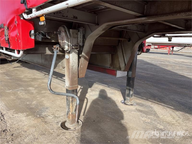MaxiTrans 13 m Tri/A Step Deck Curtain Side Trailer Ponyvás pótkocsik