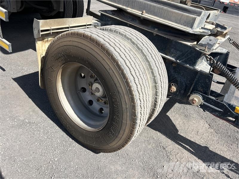 MaxiTrans 5.8 m Super Dog End Dump Trailer Kipper