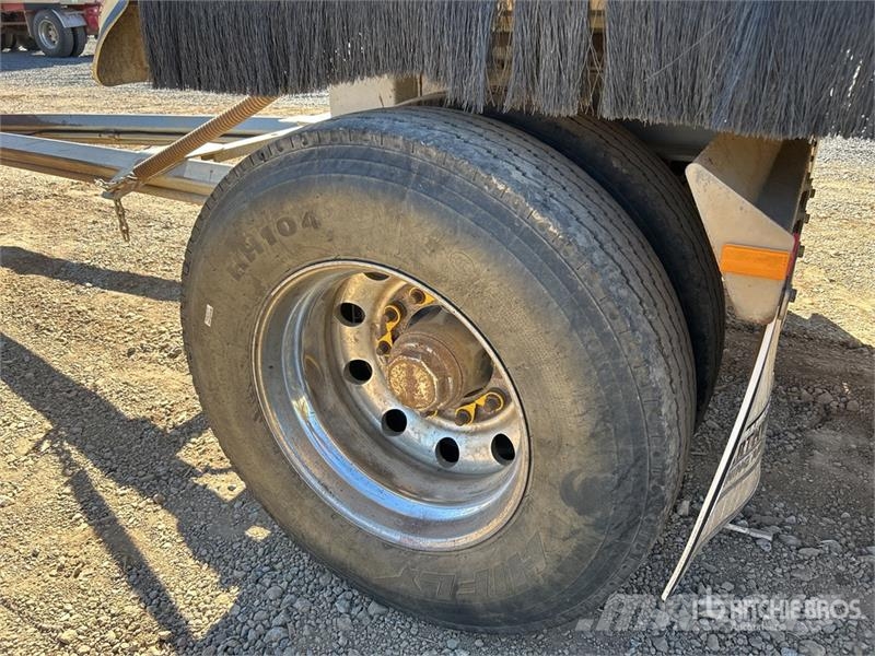 MaxiTrans 5.8 m Super Dog End Dump Trailer Billenő pótkocsik