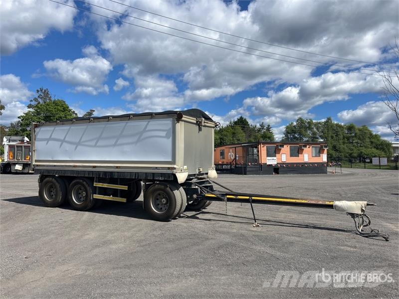 MaxiTrans 5.8 m Super Dog End Dump Trailer Kipper