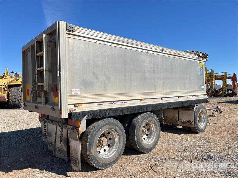 MaxiTrans 5.8 m Super Dog End Dump Trailer Billenő pótkocsik
