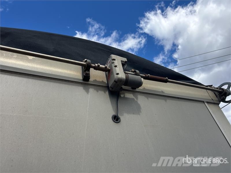 MaxiTrans 5.8 m Super Dog End Dump Trailer Kipper