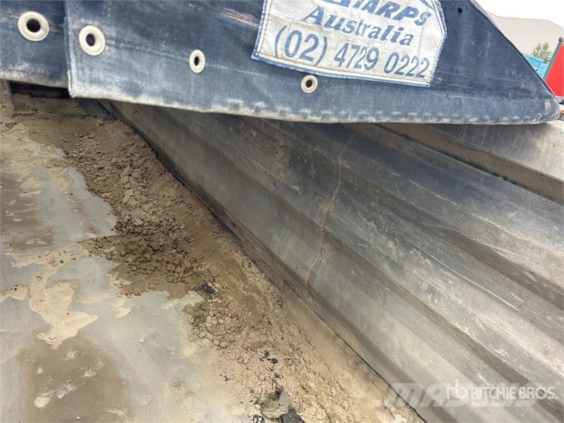 MaxiTrans 5.8 m Super Dog End Dump Trailer Kipper