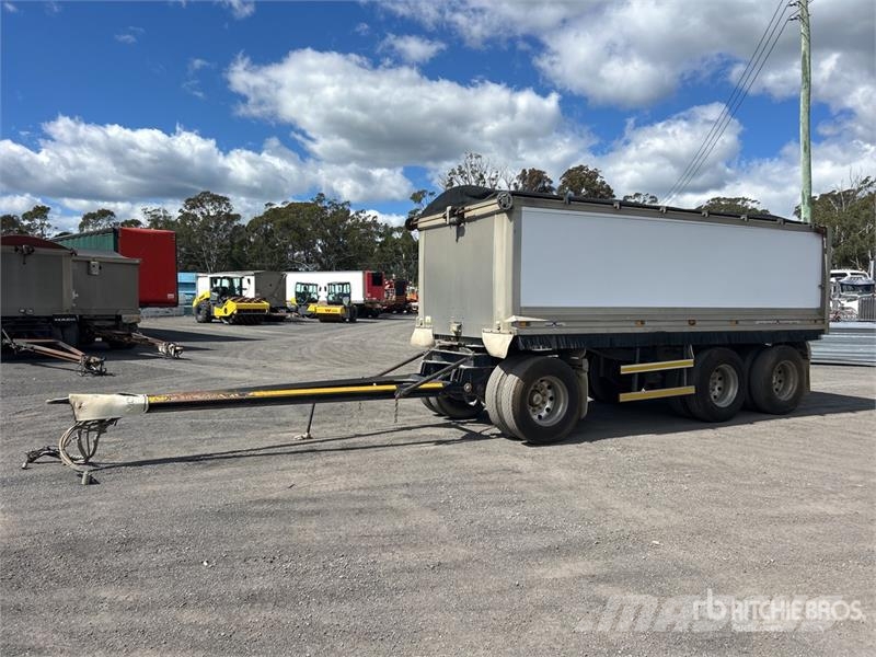 MaxiTrans 5.8 m Super Dog End Dump Trailer Kipper