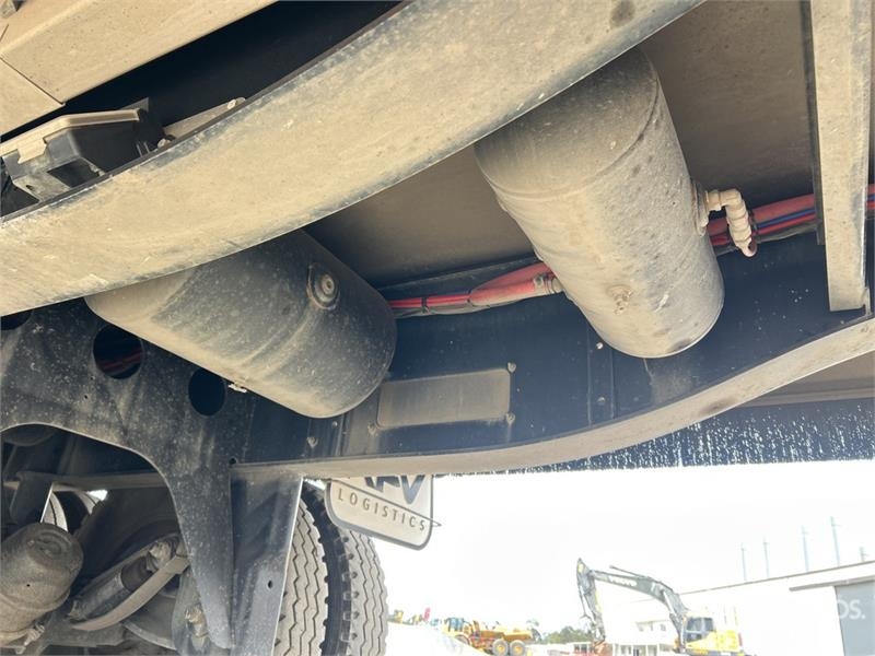 MaxiTrans 6 m Super Dog End Dump Trailer Sora- ja kippiperävaunut