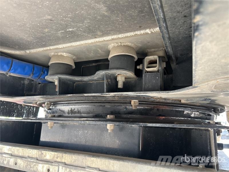 MaxiTrans 6 m Super Dog End Dump Trailer Sora- ja kippiperävaunut