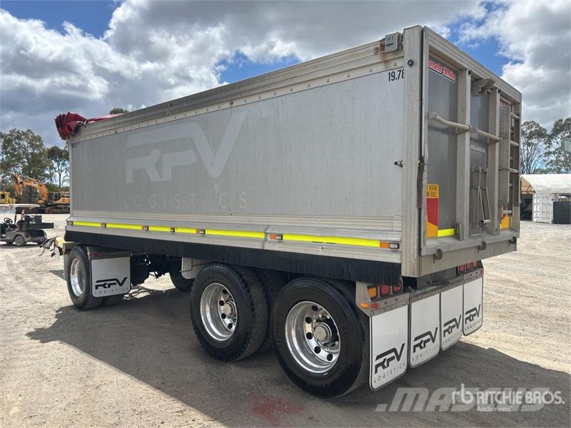 MaxiTrans 6 m Super Dog End Dump Trailer Sora- ja kippiperävaunut
