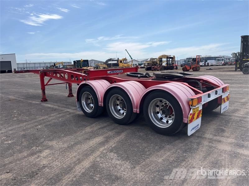 MaxiTrans 6 m Tri/A B-Double Lead Container Trailer Remorque porte container