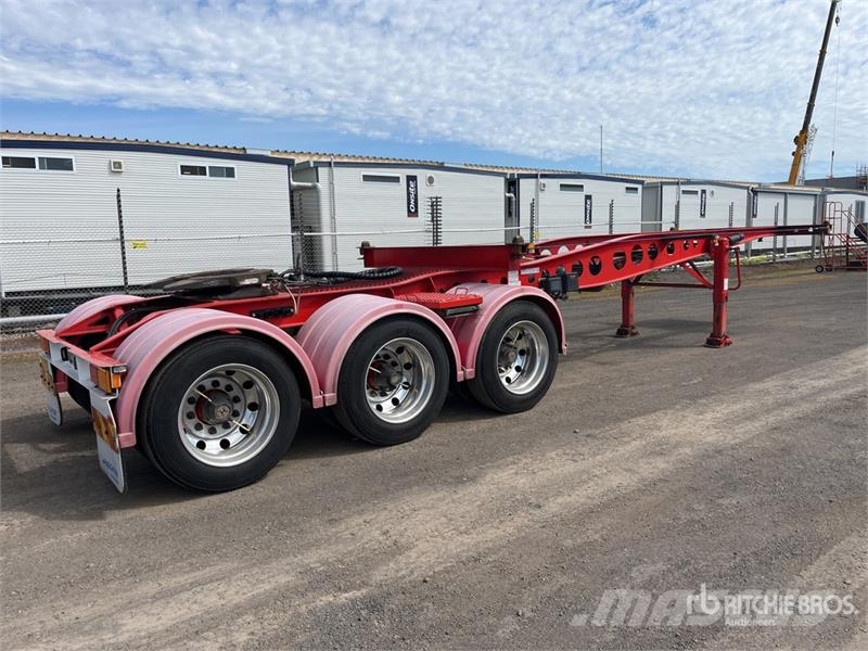 MaxiTrans 6 m Tri/A B-Double Lead Container Trailer Remorque porte container