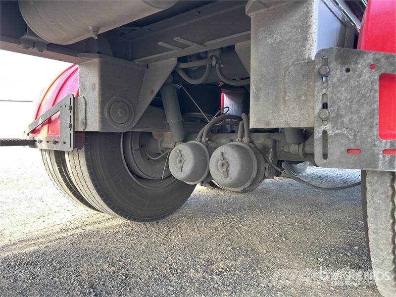 MaxiTrans 7.2 m B-Double Lead Refrigerated Trailer Chladiarenské návesy