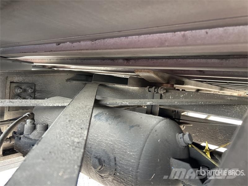 MaxiTrans 7.2 m B-Double Lead Refrigerated Trailer Chladiarenské návesy
